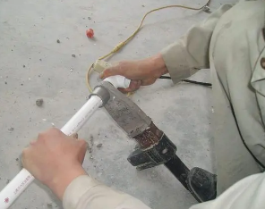商都漏水维修电话